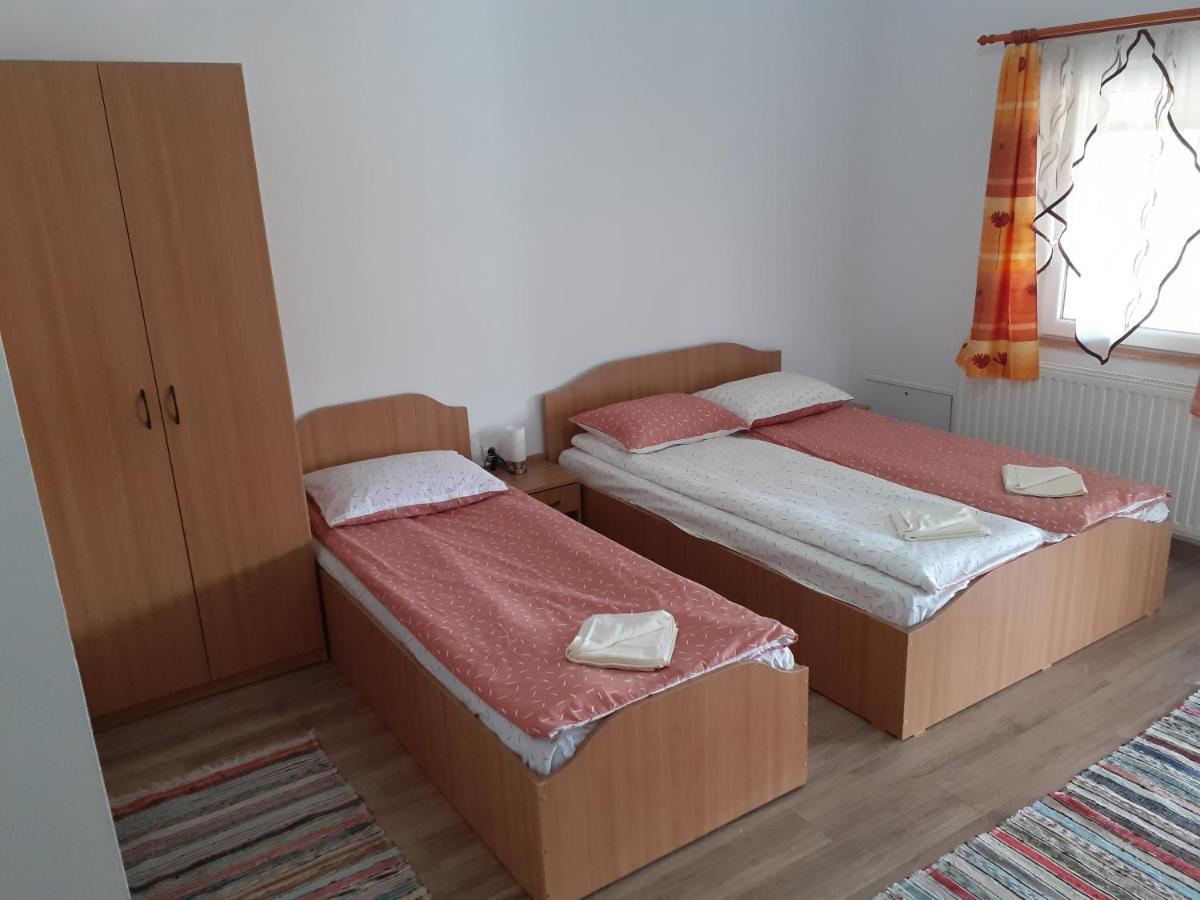 Kacso Apartma Ocna de Sus Exteriér fotografie